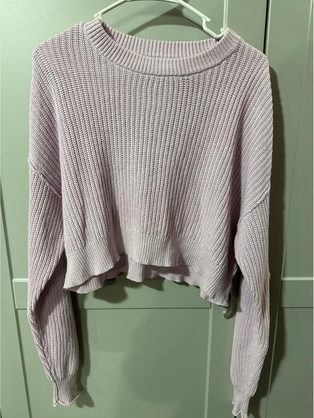 Cozy Lilac Knit Sweater - Size Small, Ready to Hug You!